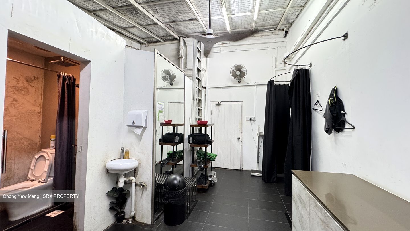 Devonshire Road (D9), Terrace #518662011